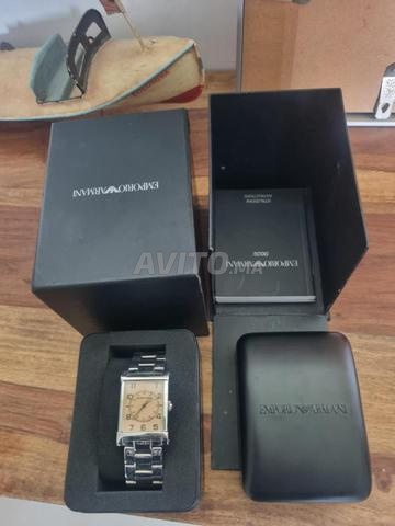 ساعة إمبوريو أرماني