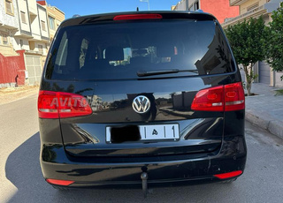 Volkswagen Touran Diesel Manuelle 2015 à Khouribga