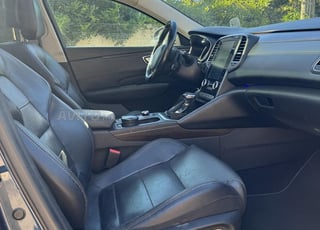 Renault talisman avec toit et full options