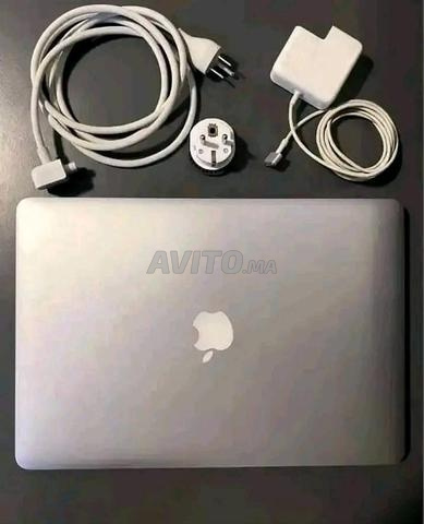 MacBook 2015 pro Ritina i5 Ram 8 Disc 256 SSD