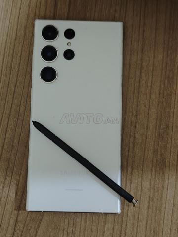 S23 Ultra 256 جيجابايت و 513 جيجابايت بحالة جيدة جدًا