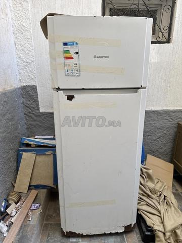 ثلاجة ARISTON