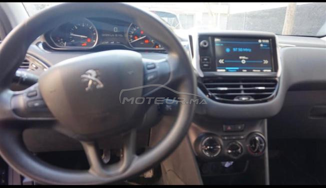 208 peugeot  08/2018