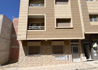 2 appartements aux 1 et 2 étages disponibles