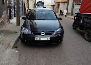 Golf 5 modèle 2004 dédouanée 2012