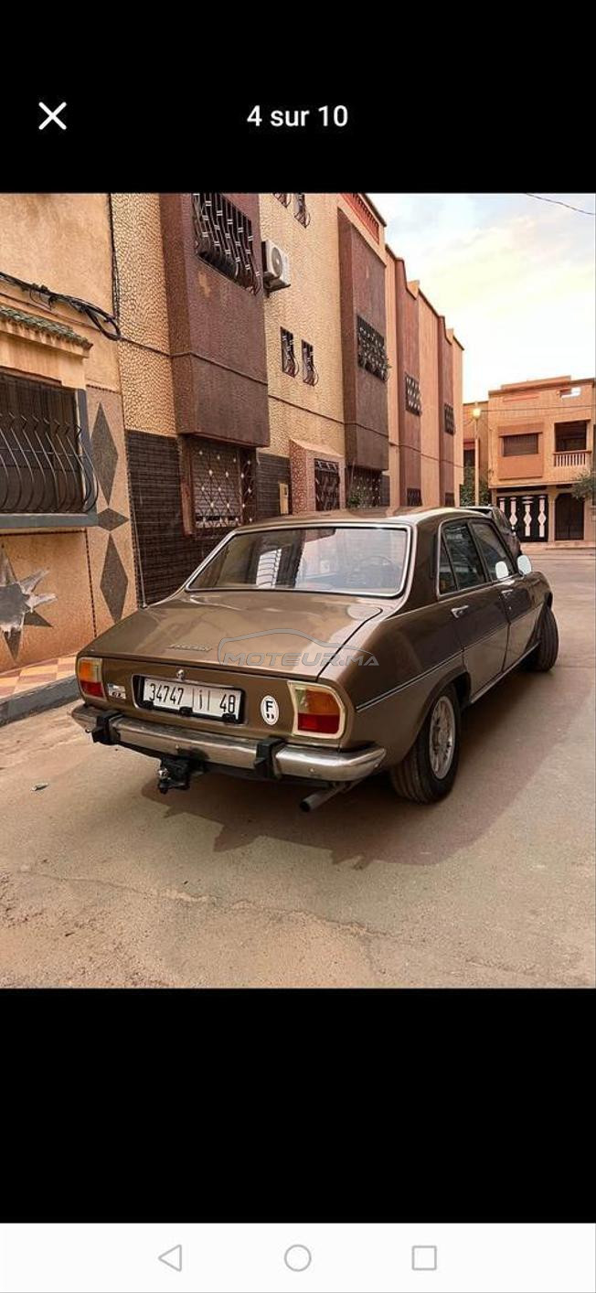 سيارة من نوع بيجو 504 جميلة   ونضيفة