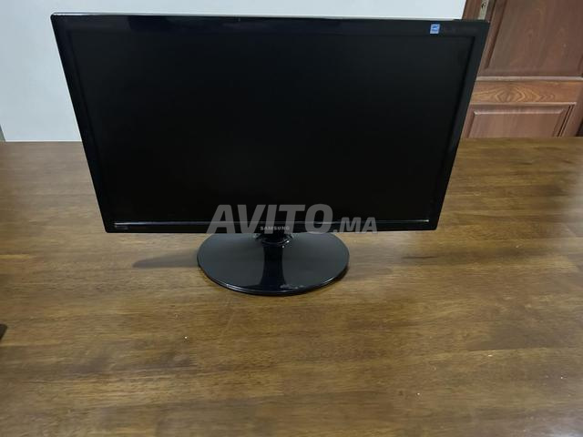 شاشة للكمبيوتر سامسونج BX2231