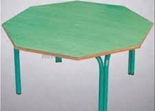 Mobilier scolaire collectif à MEKNES