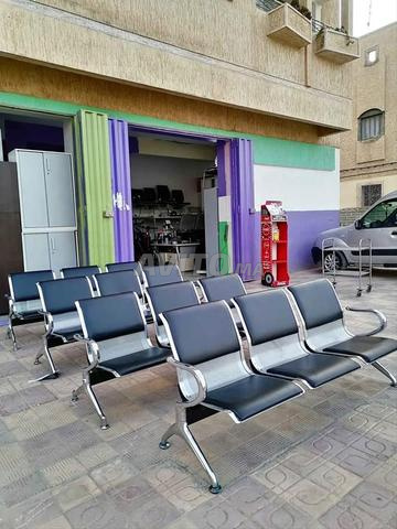 Banquette 3 places similicuir disponible