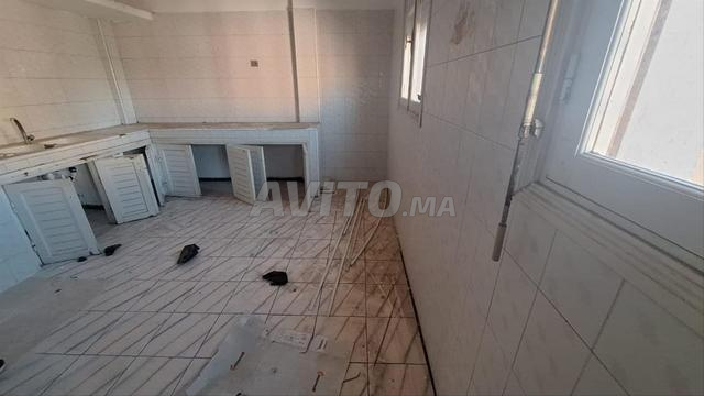 BUREAU SUR LE BD SOUHIB ROMI 2 ETG 5500 DH