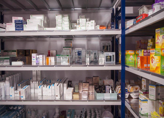 أرفف معدنية خفيفة / جودة جيدة