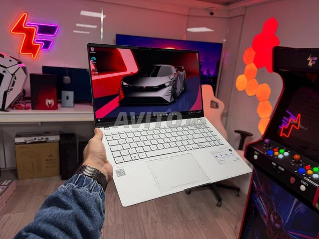 Asus Vivobook OLED 2025 AI 3K OLED 120Hz 18 ساعة