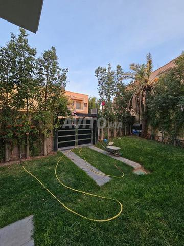Charmante villa à louer avec piscine – Targa