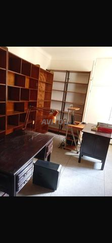 مكتبة كاملة للبيع