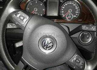 Voiture presque neuve