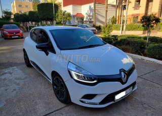 Renault Clio 4 limited diesel boîte automatique