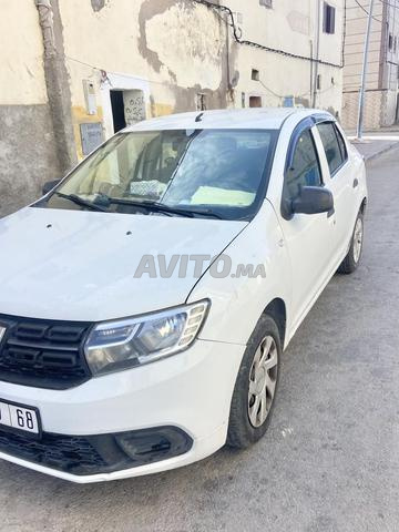 Dacia Logan Essence Manuelle 2021 في طرفاية - 2