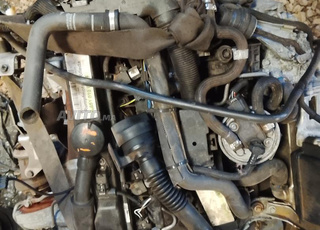 قطع غيار سيارات