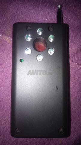 Détecteur de caméras cachées et d'appareils d'écoute CC308