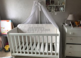 Lit à barreaux évolutif