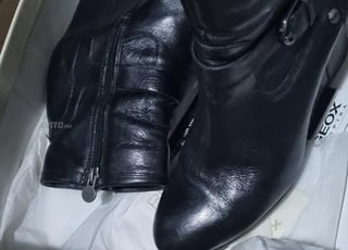 3 paires de bottes GEOX et mtng