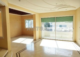 Appartement de 160 m² à Iberia à louer vide