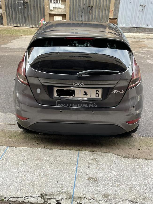 ford fiesta trend plus tres bonne etat fin 2015
