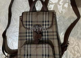 حقيبة ظهر BURBERRY بيج أصلية