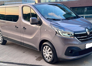 رونو ترافيك 9 مقاعد L2H1 اليد الأولى