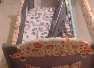 Lit bébé et siège bébé voiture