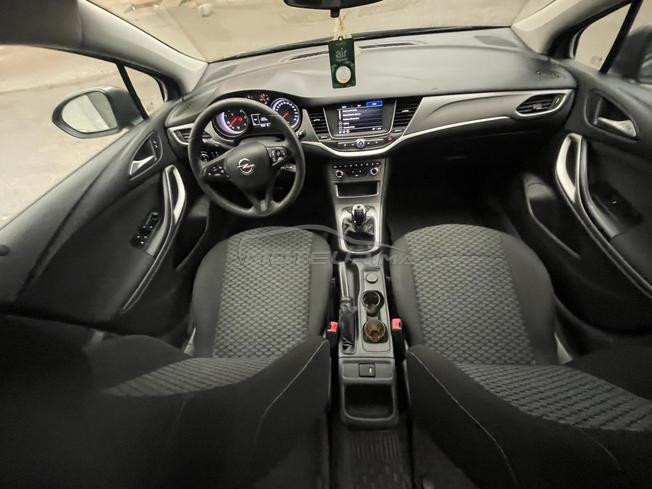Opel Astra Diesel Manuelle 2022 à Rabat