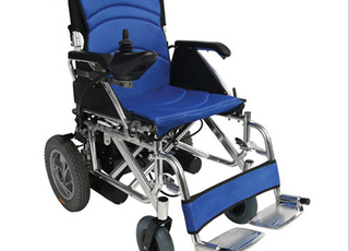 FAUTEUIL ROULANT ELECTRIQUE POUR HANDICAPÉE