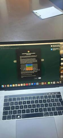 Macbook pro touchbar i7 32 go ram 512 ssd fin 2018 - 2