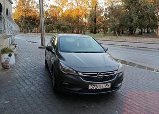 Opel Astra Diesel Manuelle 2020 à safi