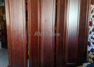 خزانة وإكسسوارات