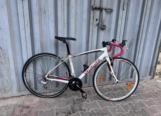 Vélo route specialized