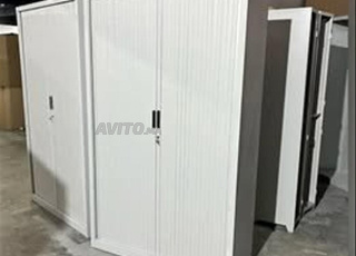 armoire avec étagères à TANGER