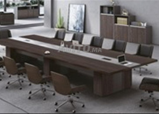 Table de réunion moderne pour bureau