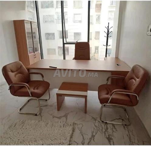 Des Bureau En Bois مكتب إدارة À Mohammedia