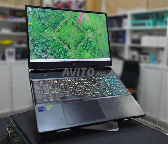 Acer Predator Helios i9 13900HX RTX 4070 QHD - 2