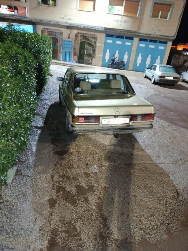 Mercedes-Benz 240 Diesel Manuelle 1980 à Nador