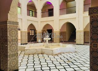 فرصة لا تعوض منزل فندقي رائع مرخص