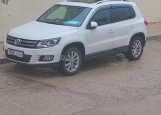 VW Tiguan modèle 2013 dédouanée 2017 automatique