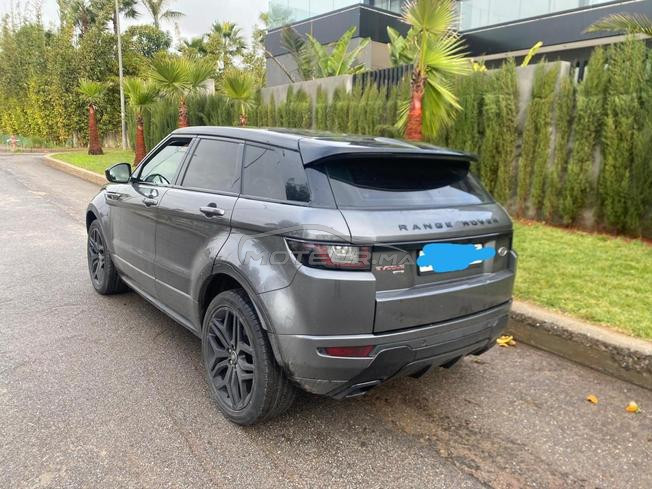 Range Rover évoque