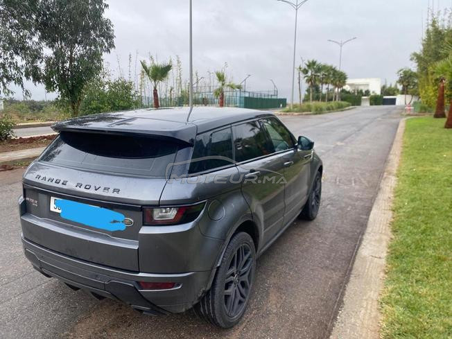 Range Rover évoque