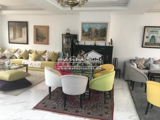 فيلا فاخرة للبيع في المضيق - 2