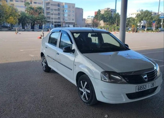 Dacia Logan très propre