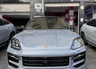 Porsche cayenne hybride