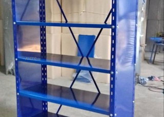 Rayonnage métallique économique