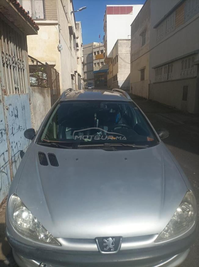 سياره بيجو 206